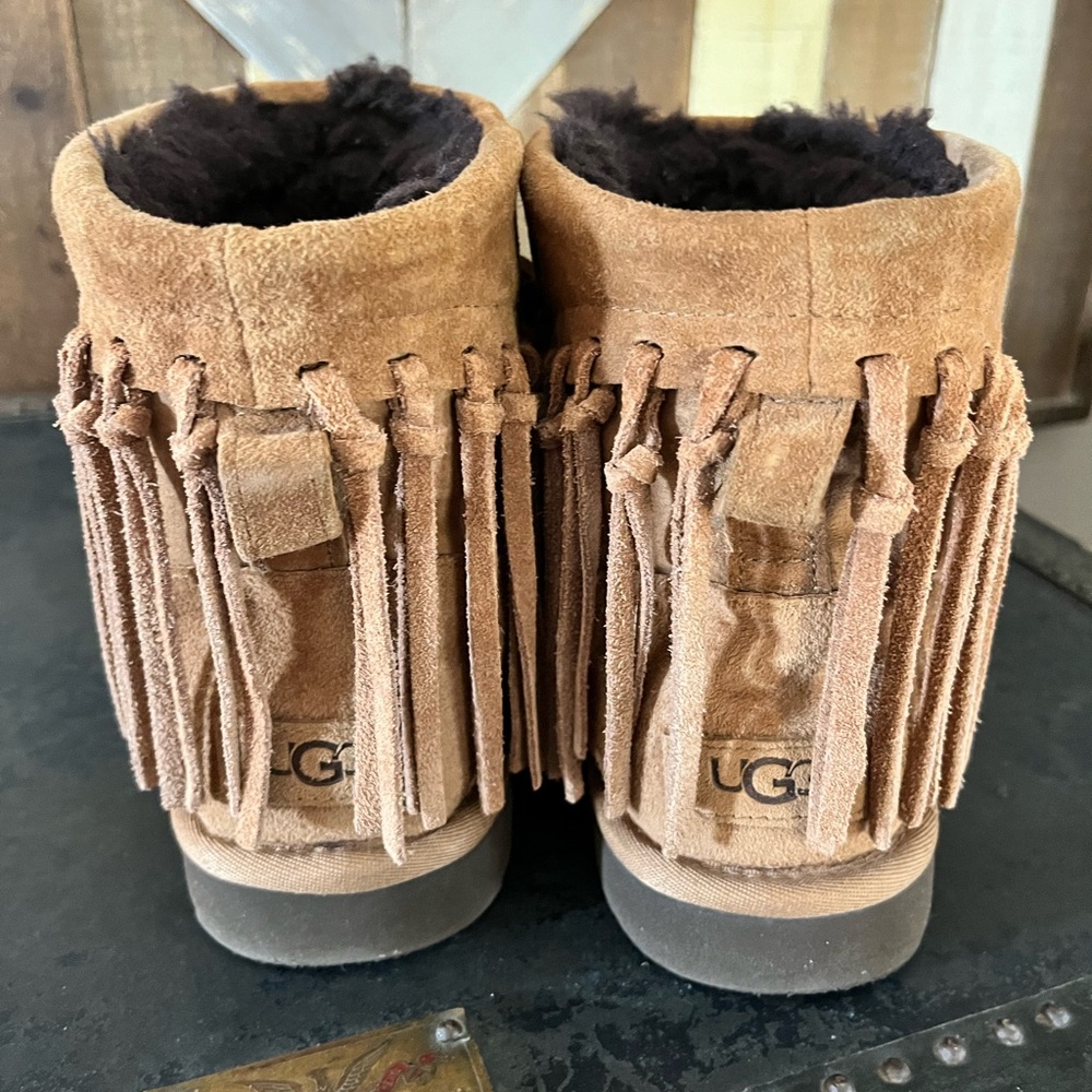 UGG Australia Wynona fringe short boots - Picture 11 of 12